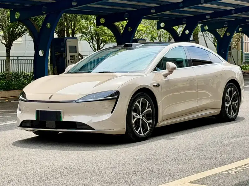 Luxeed Zhijie S7, 2025