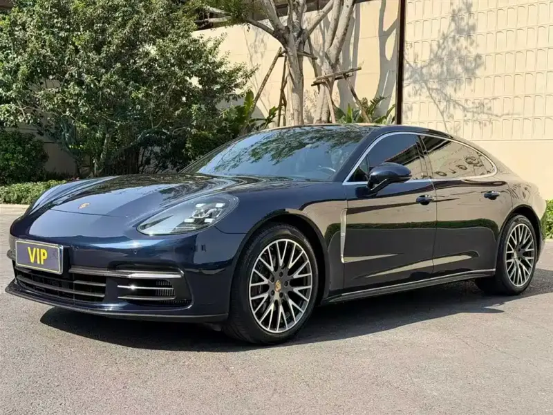 Porsche Panamera, 2021