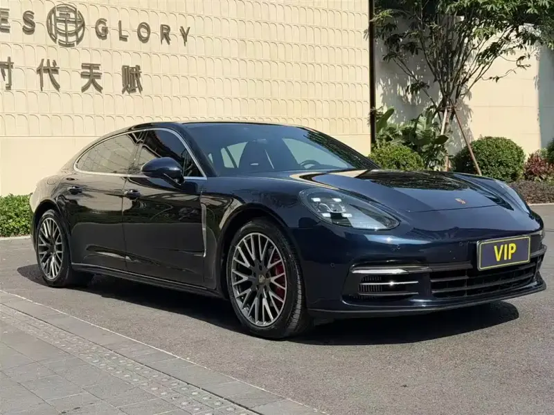 Porsche Panamera, 2021