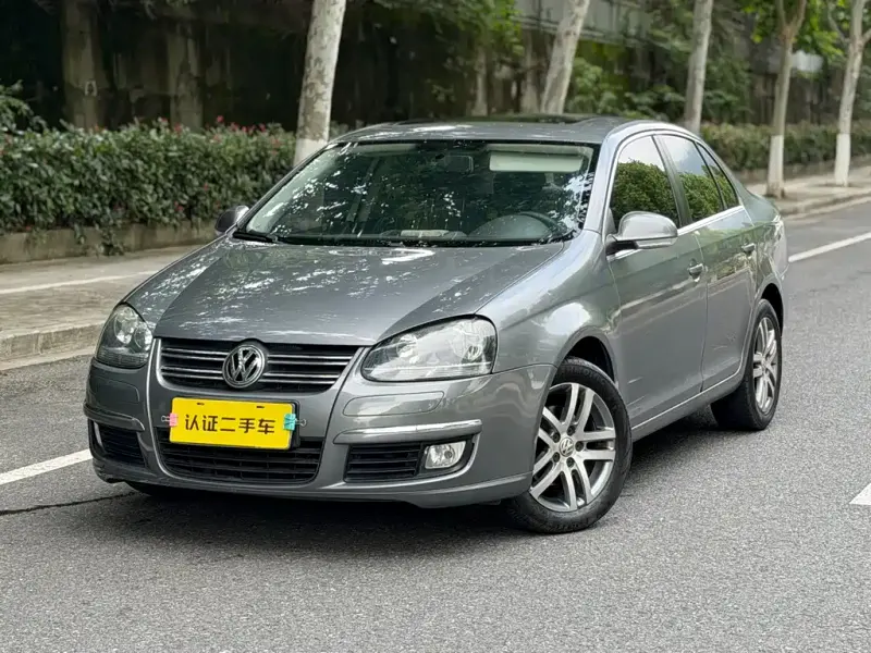 Volkswagen Sagitar, 2011