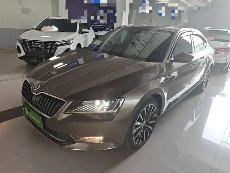 Skoda Superb, 2015