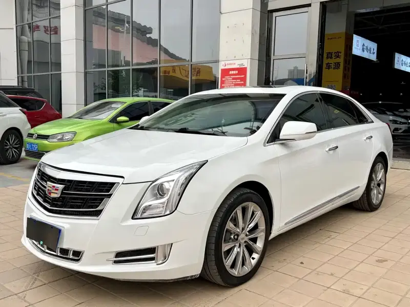 Cadillac XTS, 2015