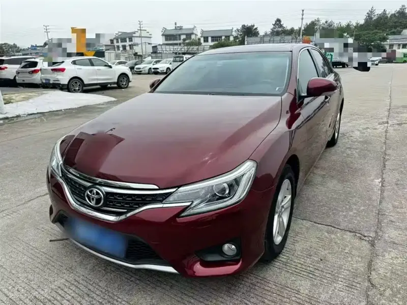Toyota Reiz, 2015