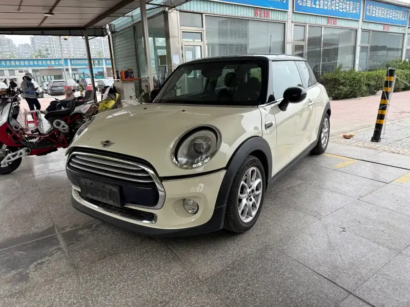 MINI Mini, 2014