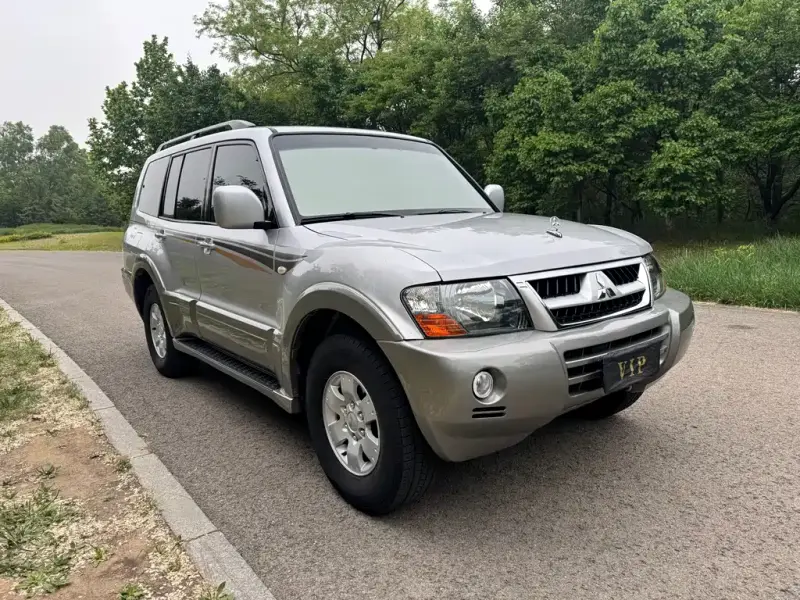 Mitsubishi Pajero, 2013
