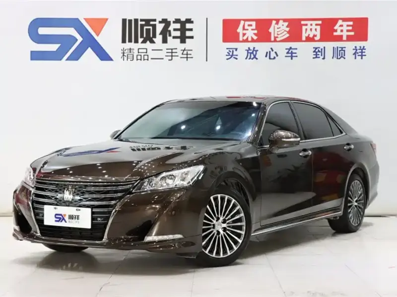 Toyota Crown, 2018
