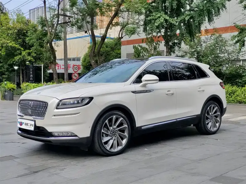 Lincoln Nautilus, 2022