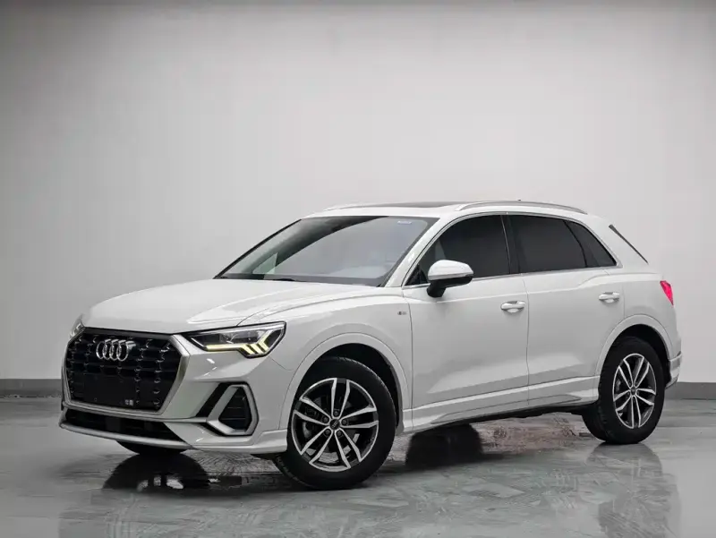 Audi Q3, 2023