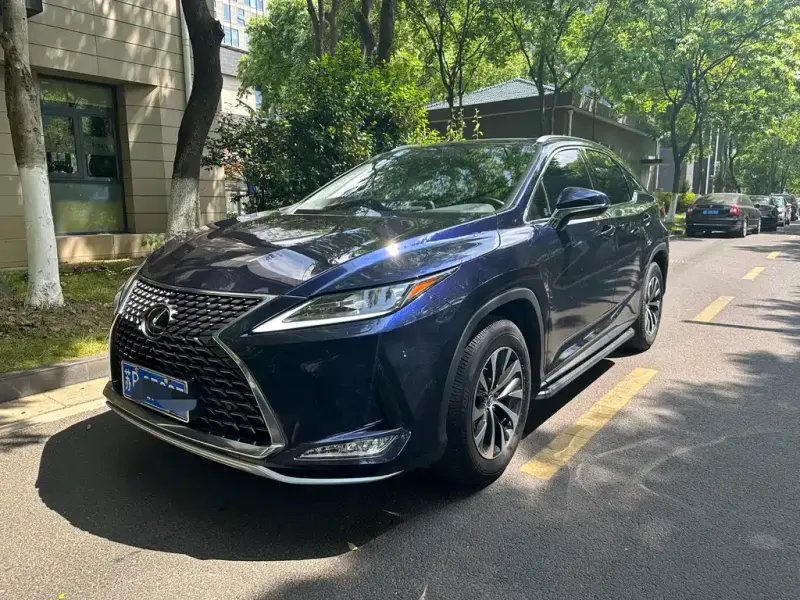 Lexus RX, 2021