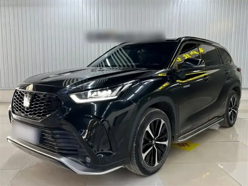 Toyota Crown Kluger, 2024