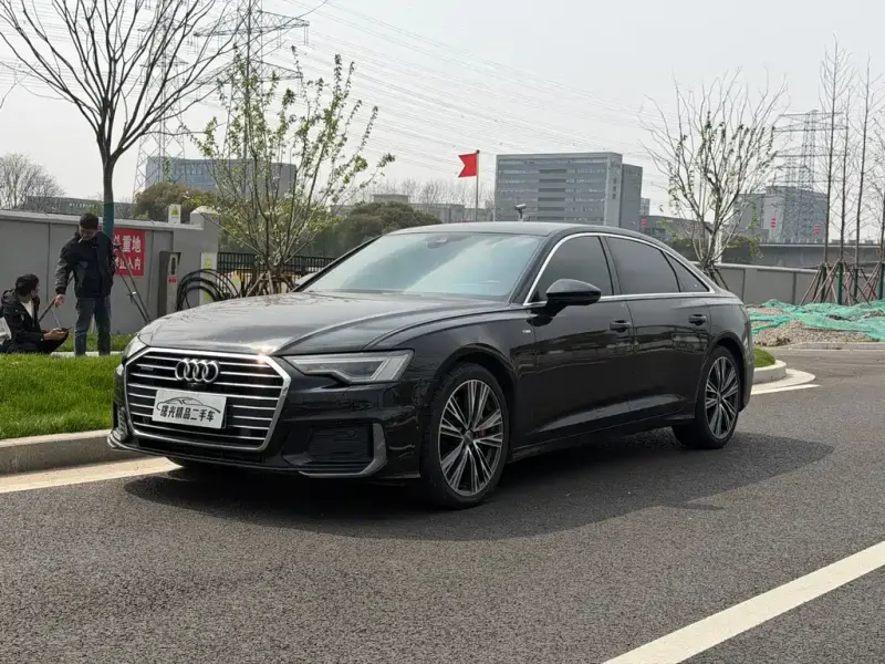 Audi A6L, 2021