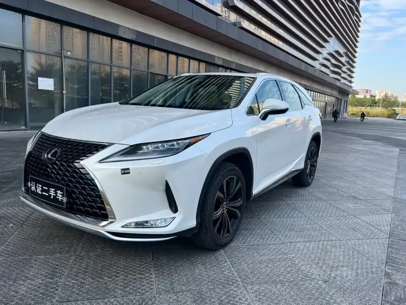 Lexus RX, 2025
