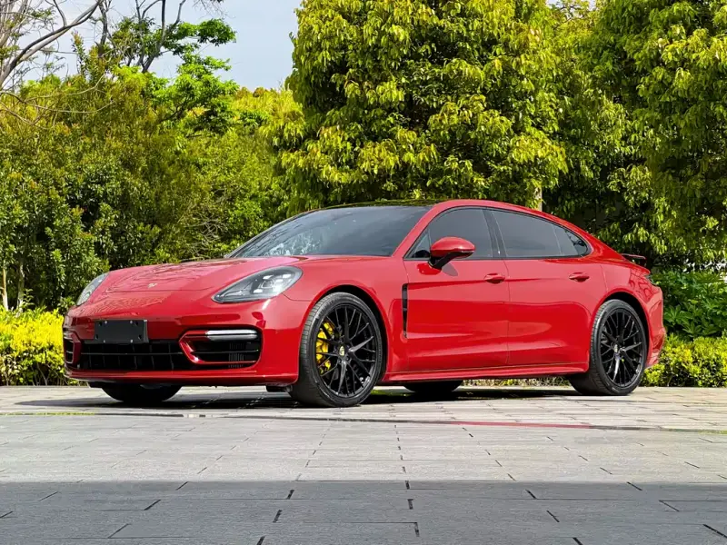 Porsche Panamera, 2022