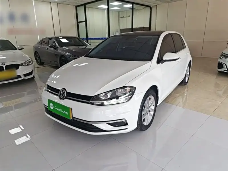 Volkswagen Golf, 2020