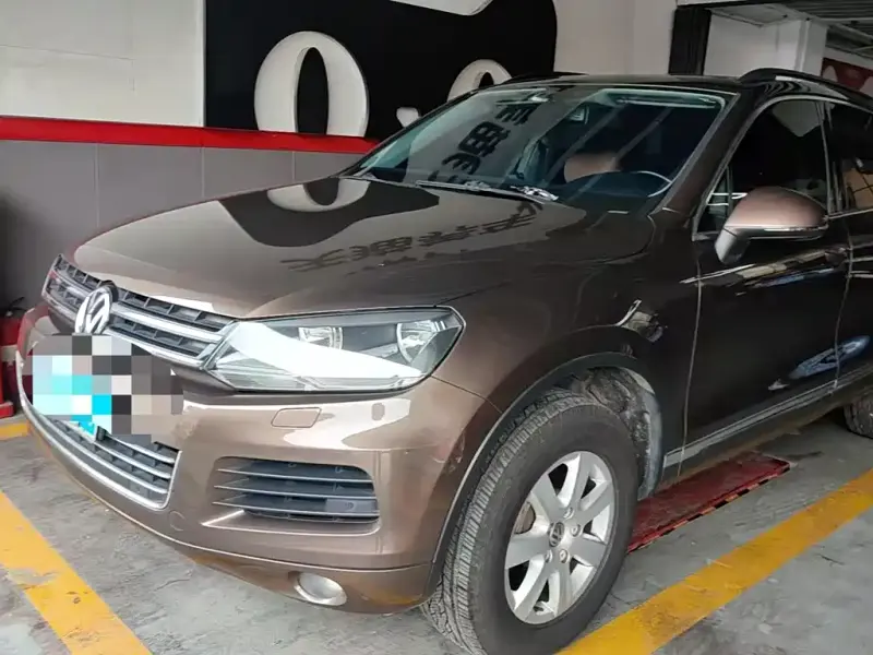 Volkswagen Touareg, 2014