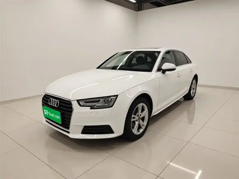 Audi A4L, 2017