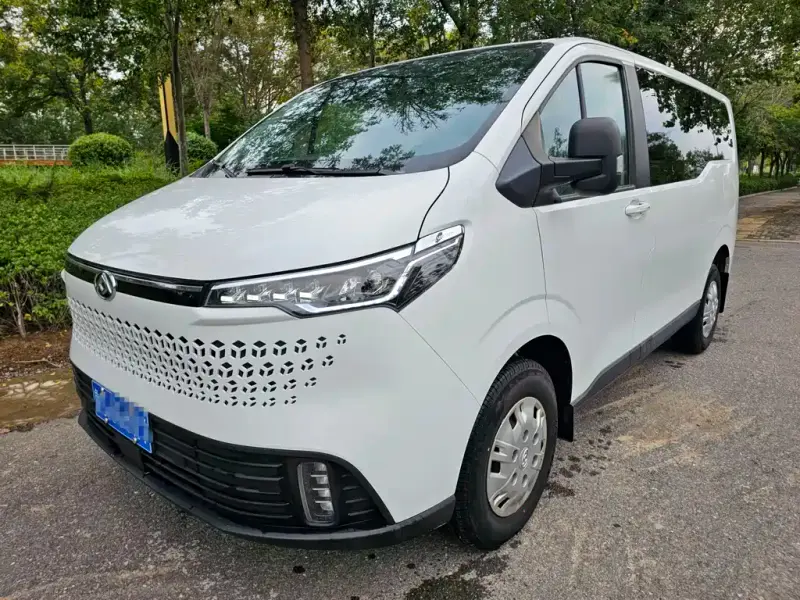 Maxus V70, 2024