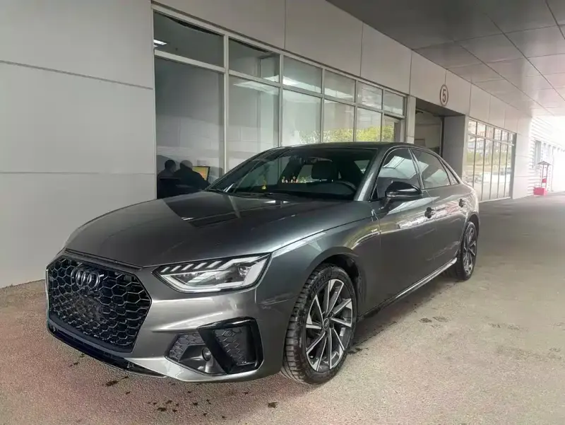 Audi A4L, 2023