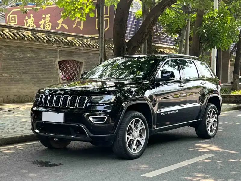 Jeep Grand Cherokee (Import), 2022