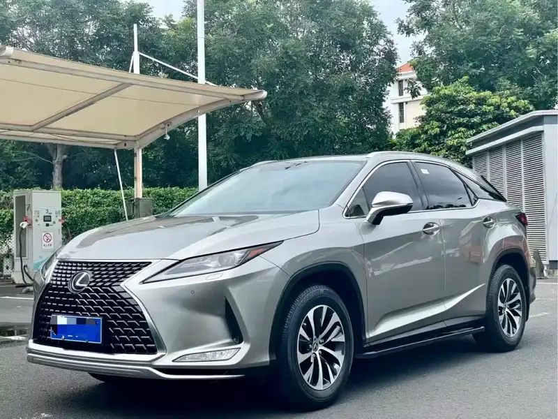 Lexus RX, 2021