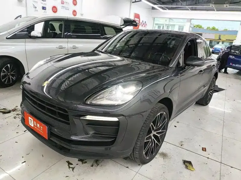 Porsche Macan, 2022