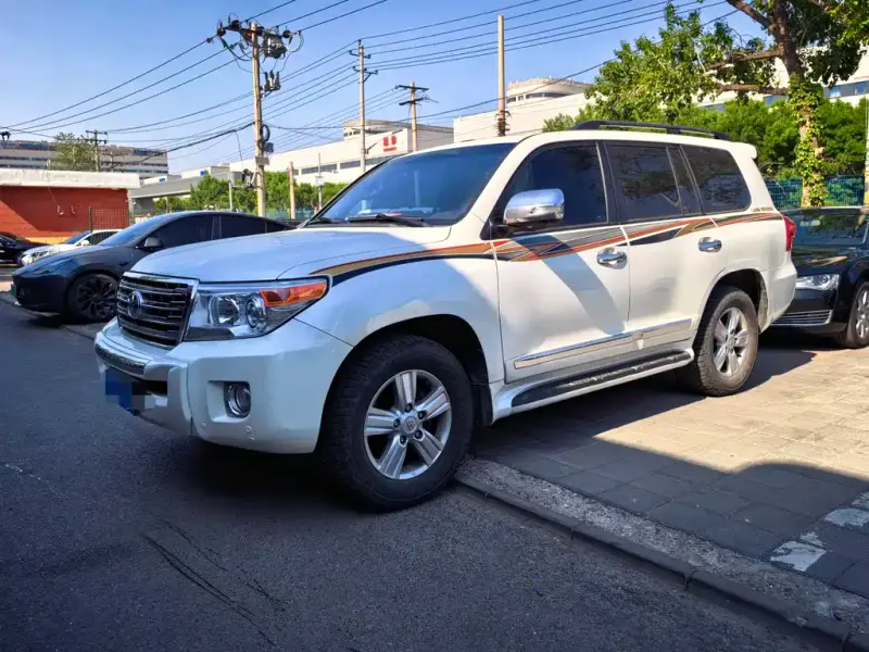 Toyota Land Cruiser, 2014