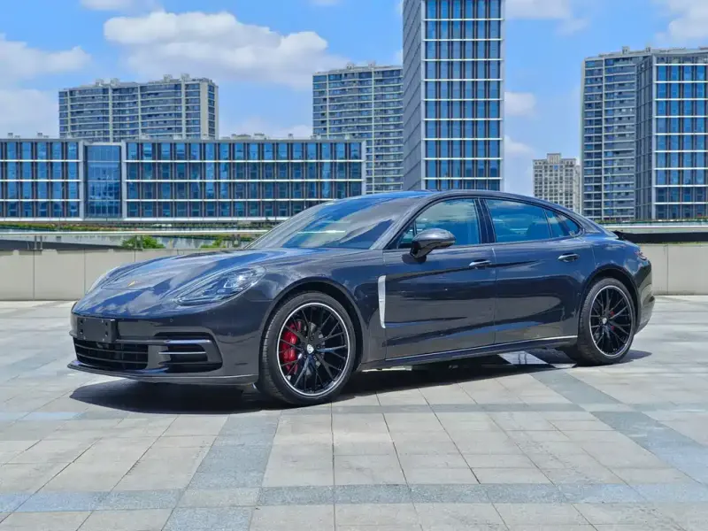 Porsche Panamera, 2019
