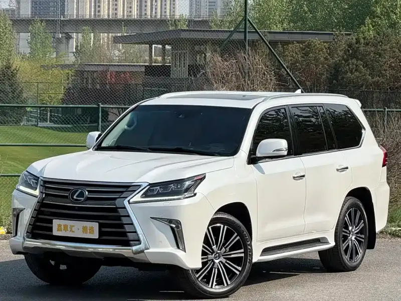 Lexus LX, 2020