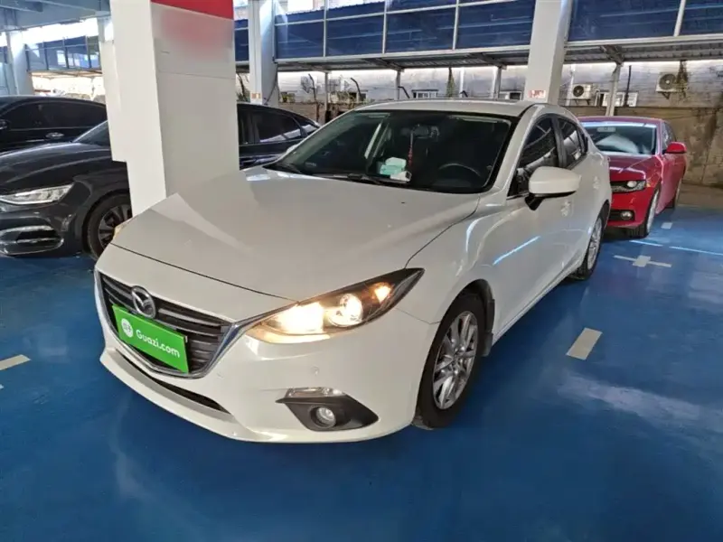 Mazda 3 Axela, 2016