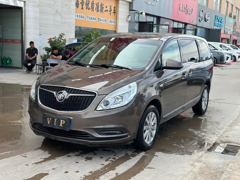 Buick GL8, 2017