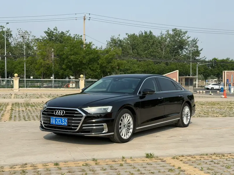 Audi A8, 2021