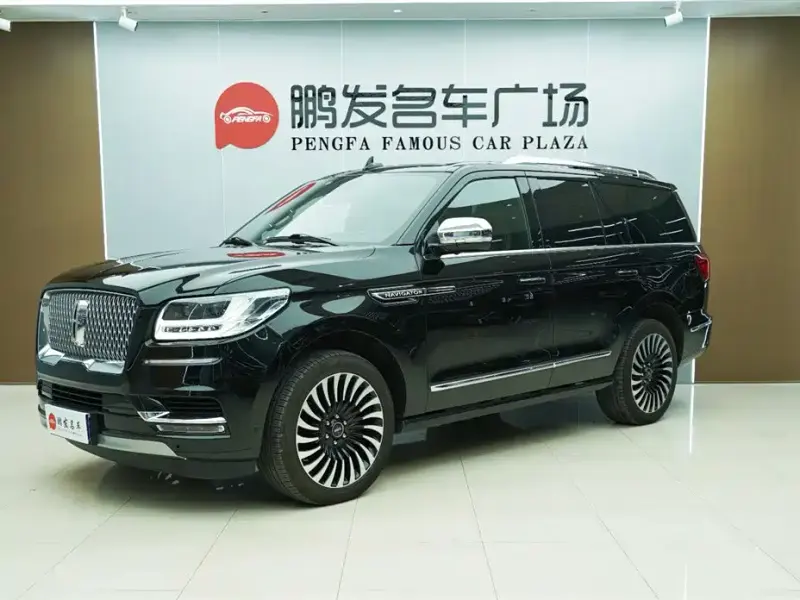 Lincoln Navigator, 2022