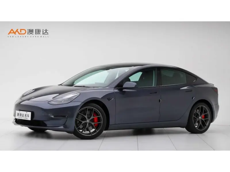 Tesla Model 3, 2022