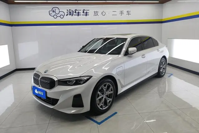 BMW i3, 2025