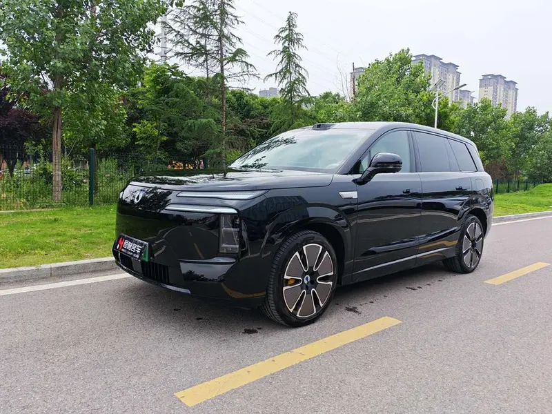 Denza N8L DM, 2025