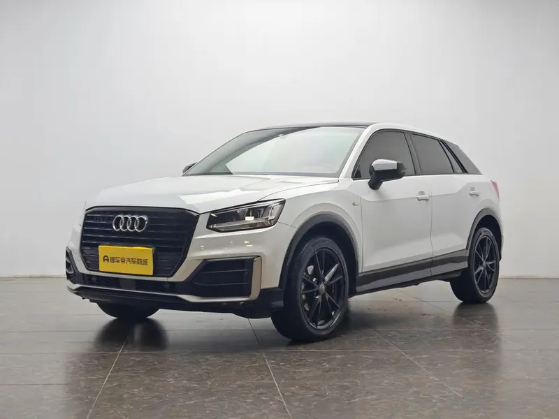Audi Q2L, 2020