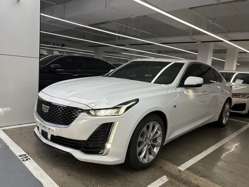 Cadillac CT5, 2023