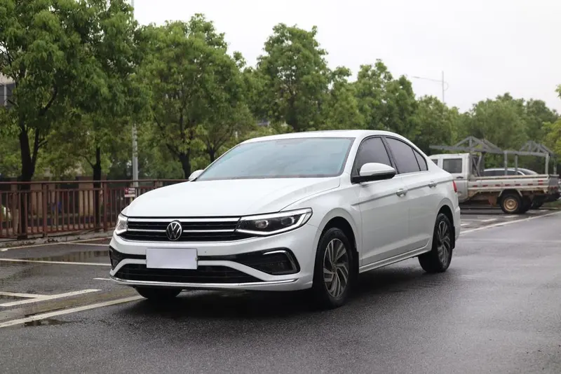 Volkswagen Bora, 2024