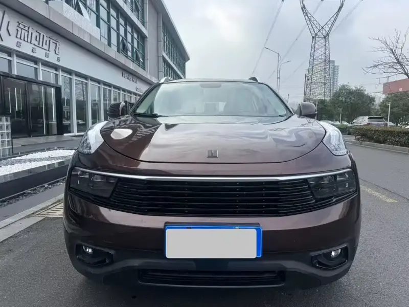 Lynk & Co 01, 2018