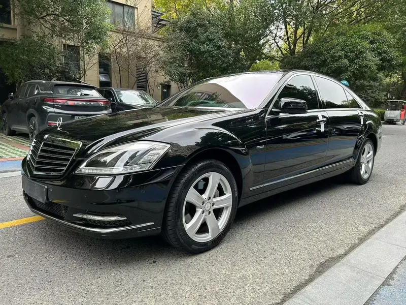 Mercedes-Benz S-Class, 2010