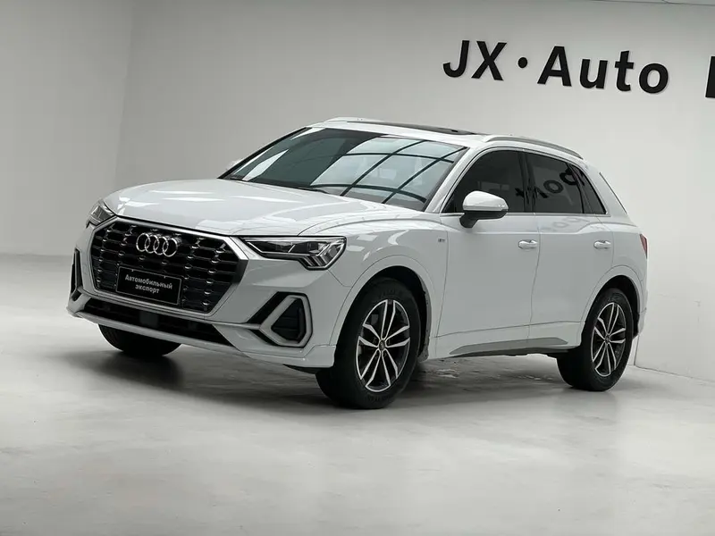 Audi Q3, 2022