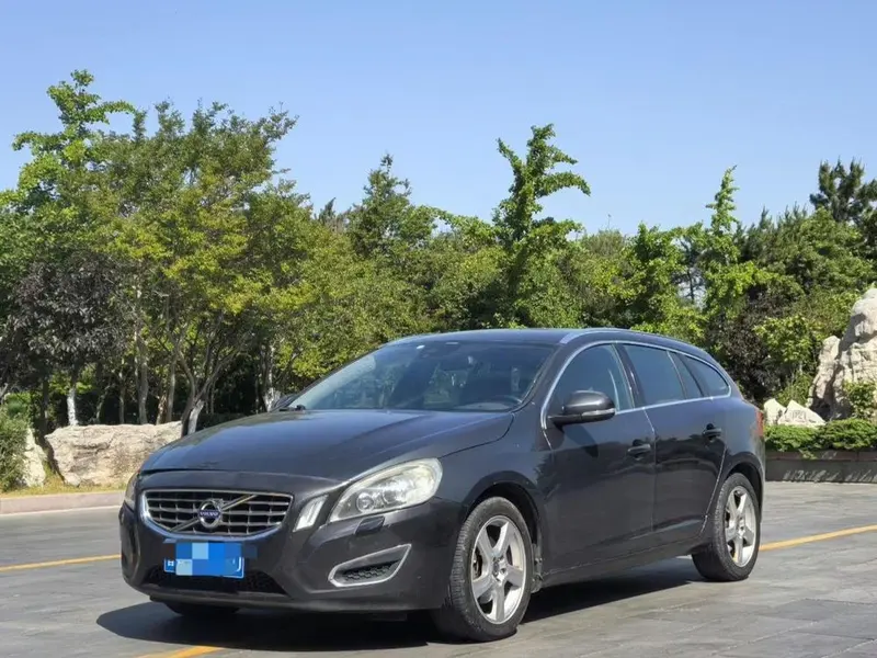 Volvo V60, 2013