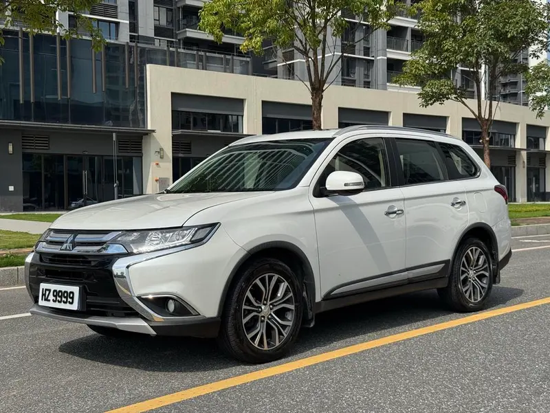 Mitsubishi Outlander, 2018