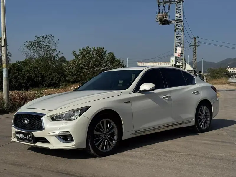 Infiniti Q50L, 2018