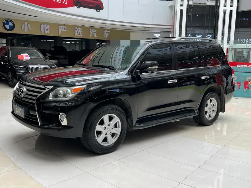 Lexus LX, 2009