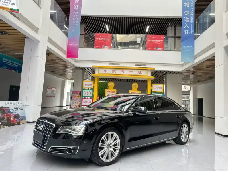 Audi A8, 2013