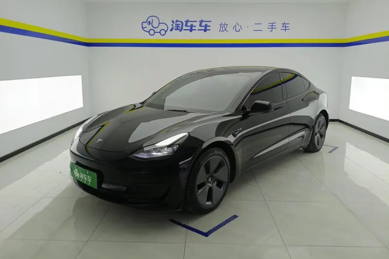 Tesla Model 3, 2022