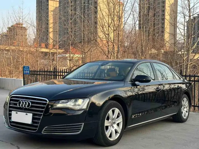 Audi A8, 2012