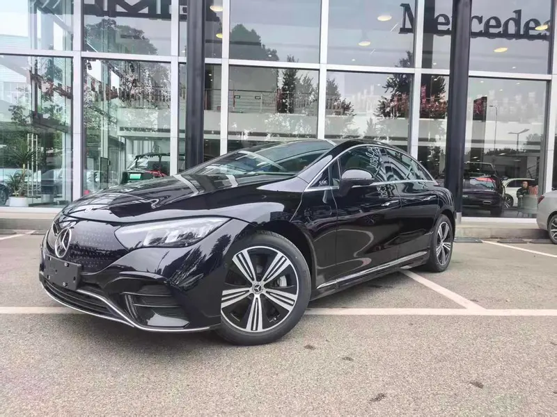 Mercedes-Benz EQE, 2025