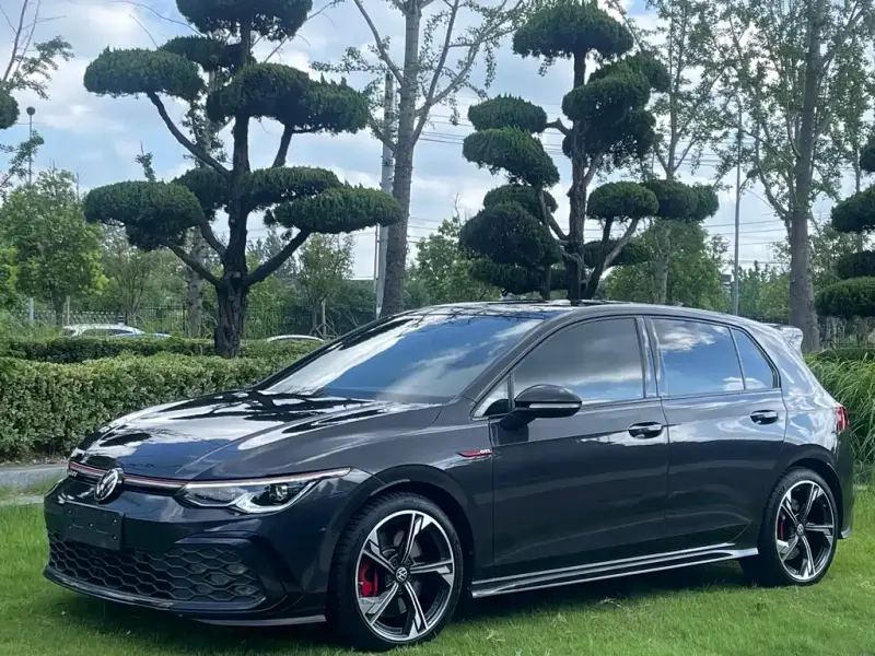 Volkswagen Golf GTI, 2022